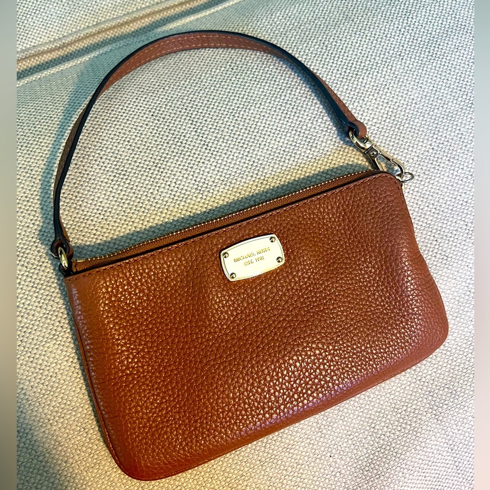 Michael Kors Women's Top Zip Pebbled Leather Wristlet Pouch Cognac